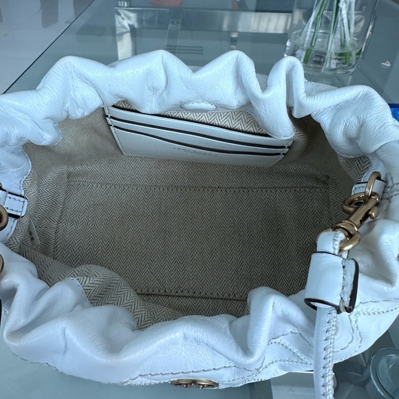 Tory Burch - Picture 3 of 6